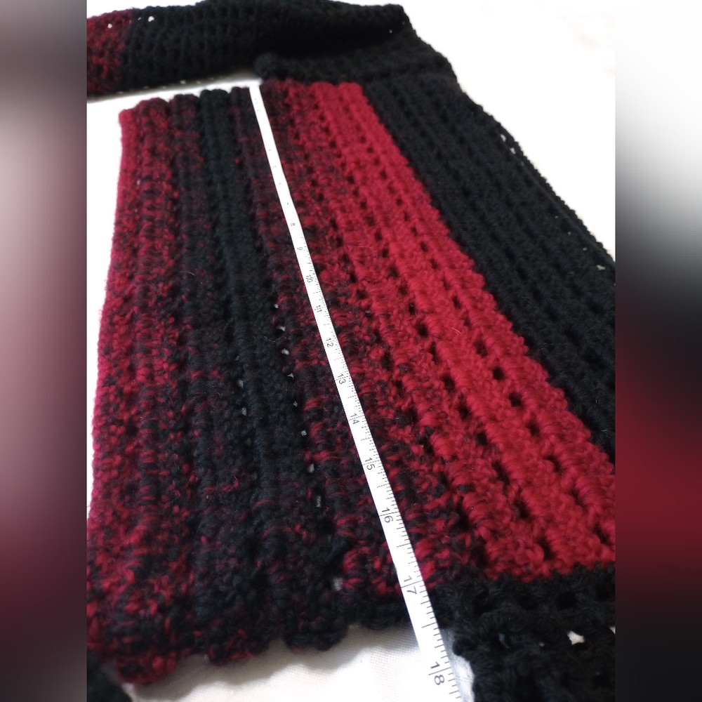 Handmade Knit Long Sleeve - Picture 13 of 15